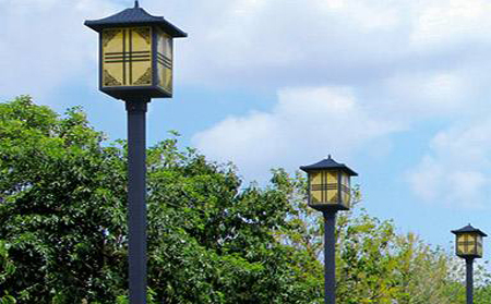 太阳能石河子庭院灯怎么选亮度与续航更耐用 太阳能石河子庭院灯怎么选亮度与续航更耐用